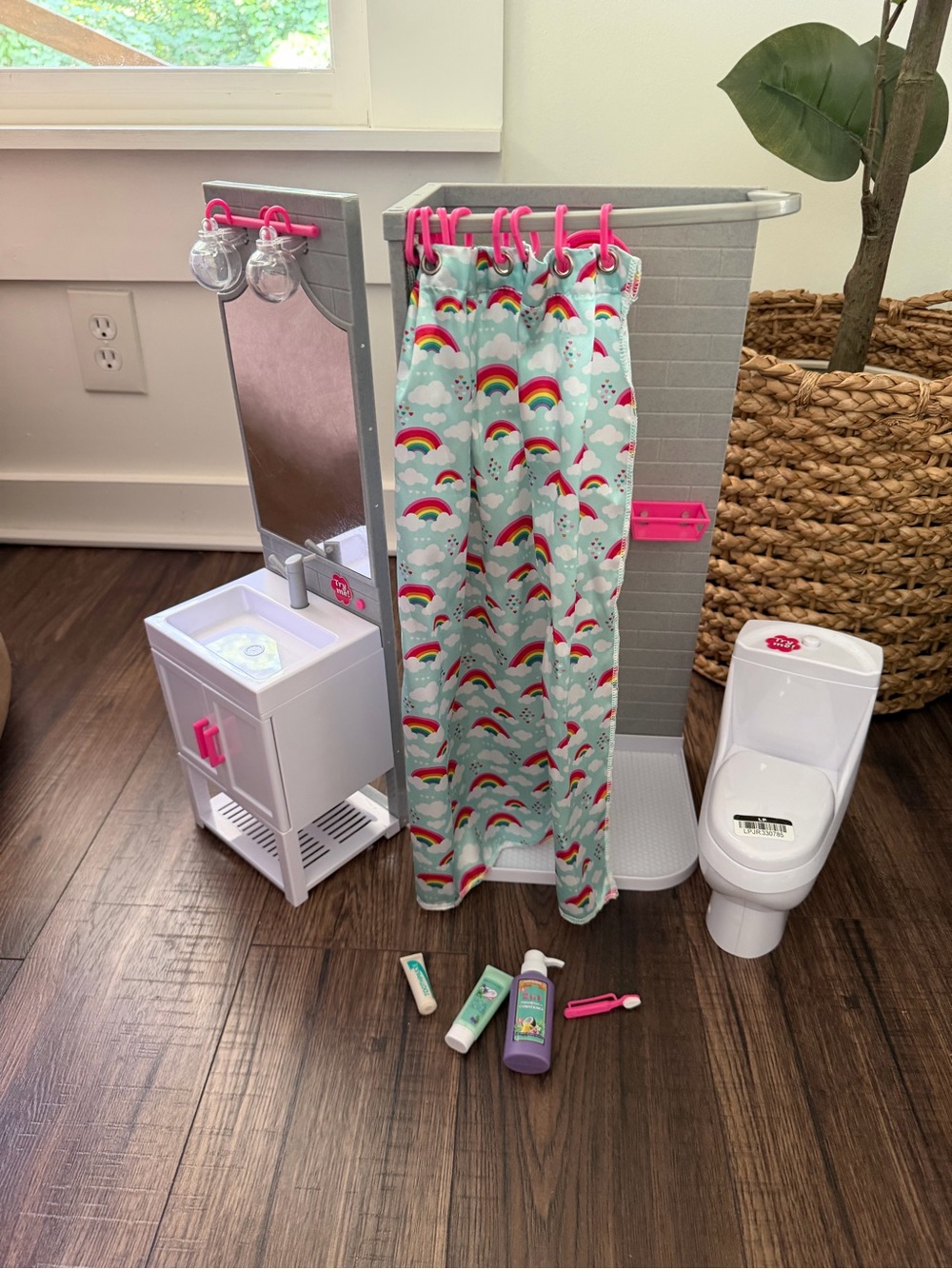 My Life As Complete Plastic Bathroom
Play Set for 18" Dolls plus toilet